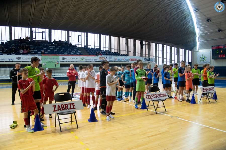 Podsumowanie półfinałowego Halowego Turnieju o Puchar Prezesa Śl. ZPN w Sosnowcu